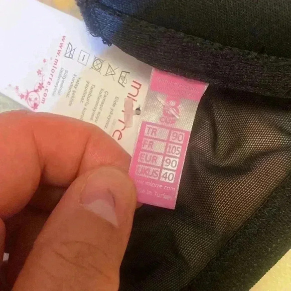 Black&Silver sexy set front clasp,  back laced butterfly 🦋 Very Sexy ⭐️🍑⭐️ - Picture 5 of 7